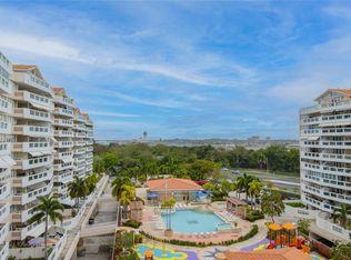9546 Daaz Way #813, Carolina, PR 00979