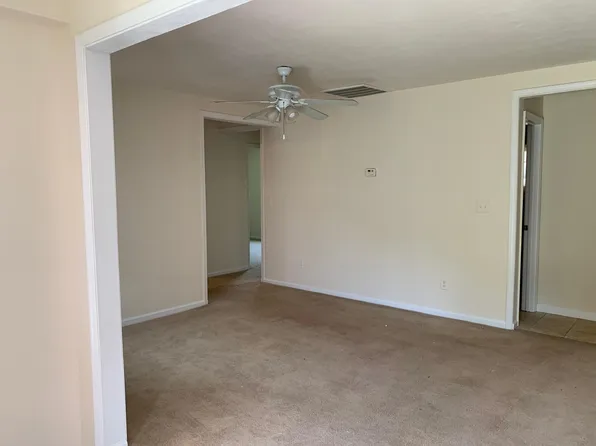 3118 Strathmore Ave, Norfolk, VA 23504