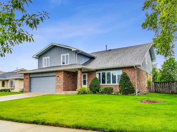 1481 W Autumn Trl, Addison, IL 60101