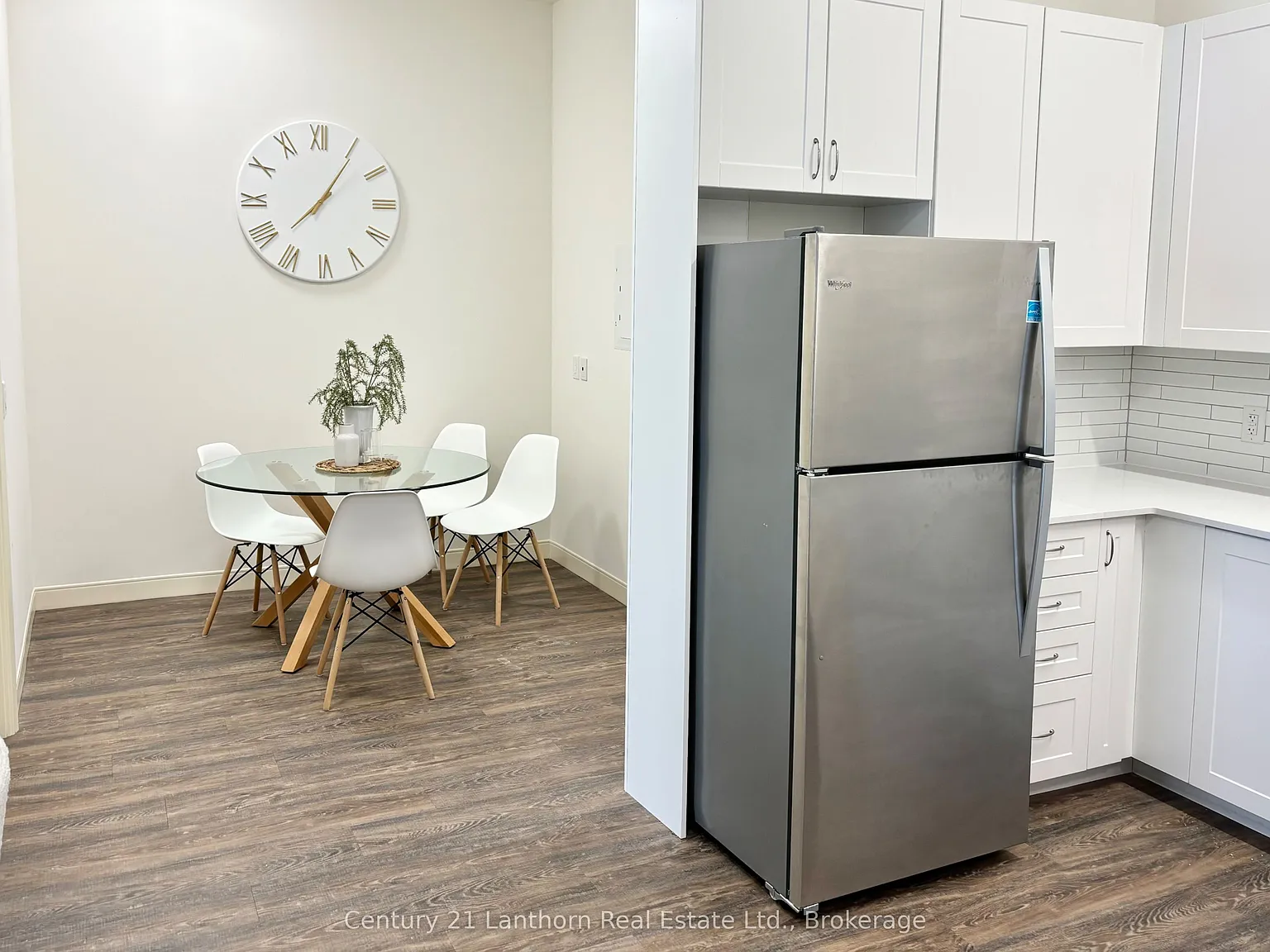 2 bed, $1,960 — Photo 3