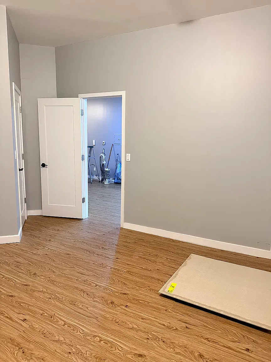 468 Hart Street — Photo 4