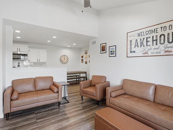 5th image of 3069 Hells Gate Loop Unit 32