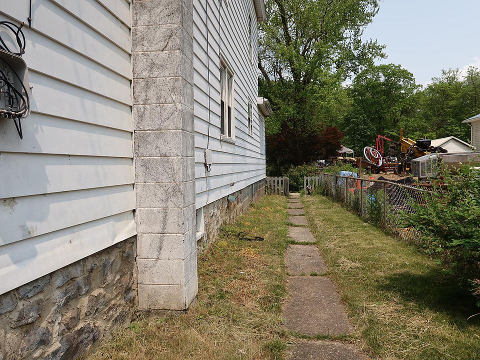 227 S Delaware Ave, Minersville, PA 17954 Zillow