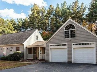 6 Barry Dr, North Chelmsford, MA 01863