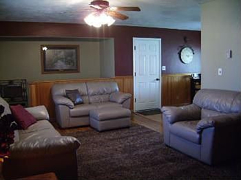 3rd image of 324 Shelley Ave