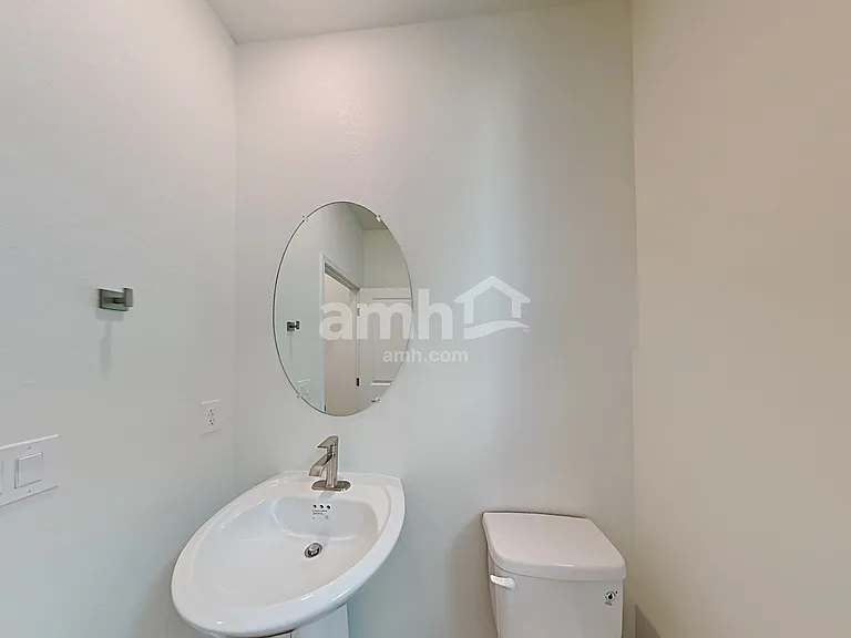 6035 Schmidt St — Photo 9