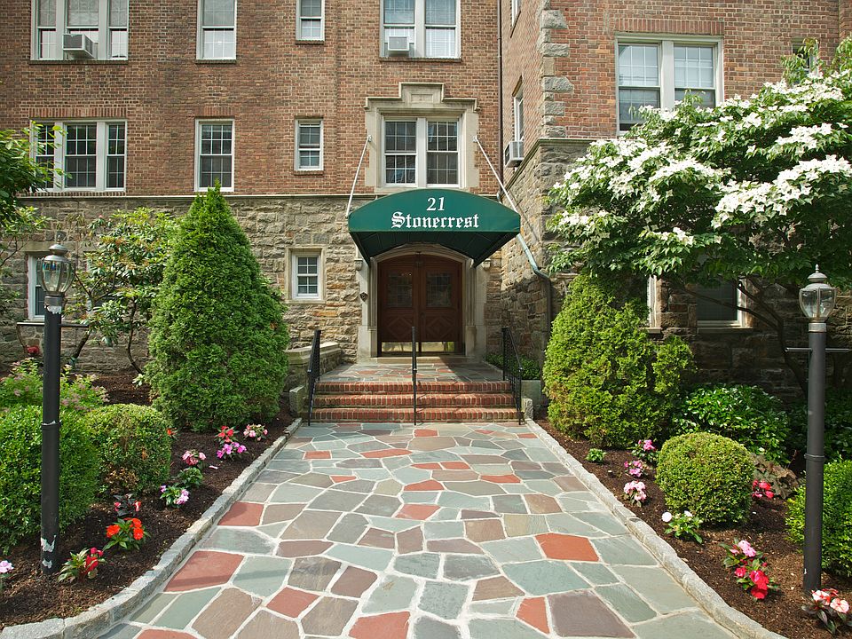 1st image of 21 N Chatsworth Ave APT 7E