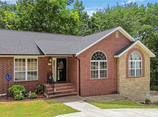 22549 E War Eagle Rd, Springdale, AR 72764