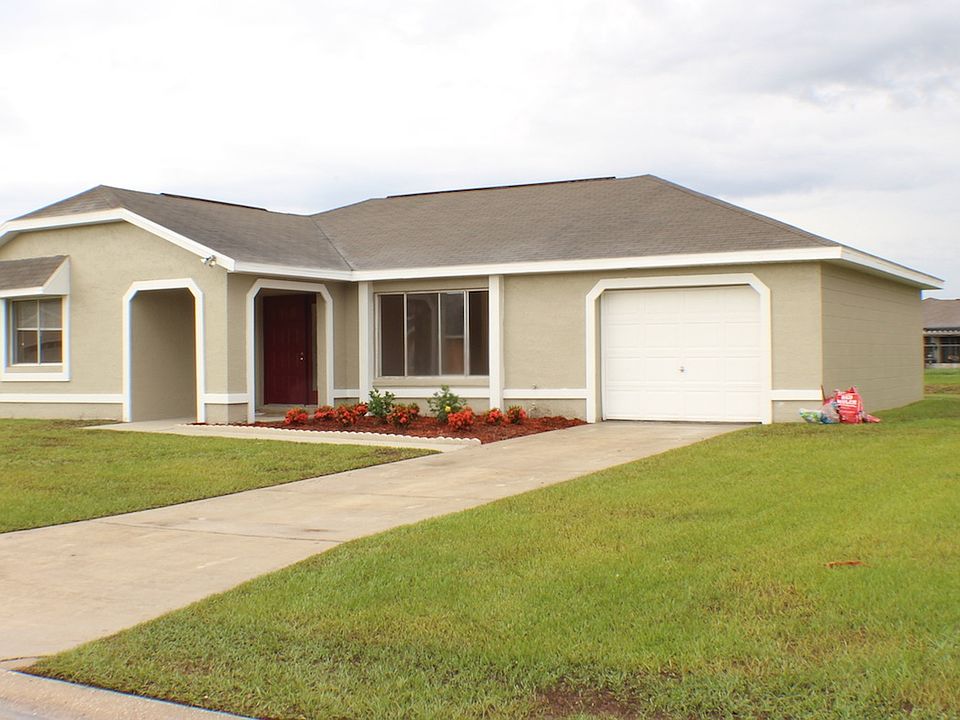 1st image of 532 Floral Dr