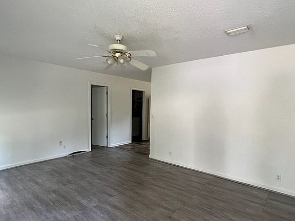 2nd image of 176 22nd Ave