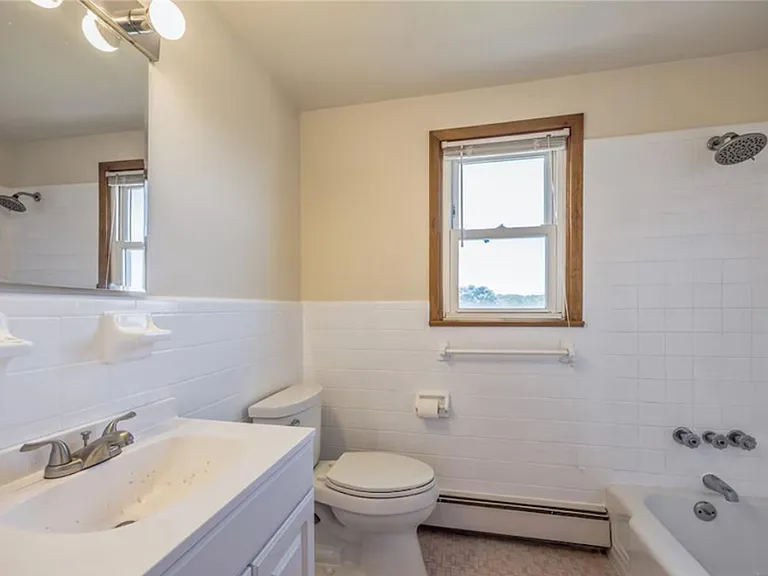 88 Maple Ave #2 — Photo 12