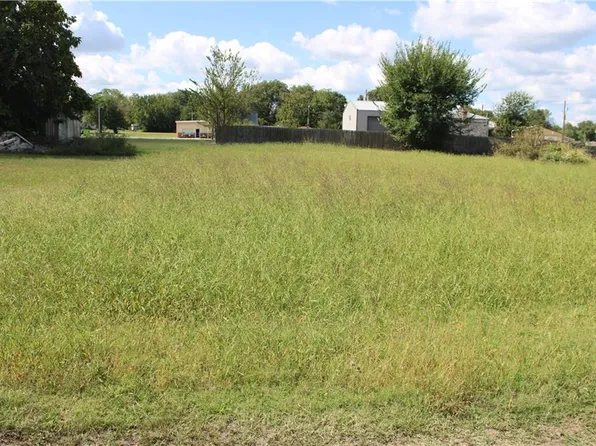 S Miller St, Mulberry, KS 66756