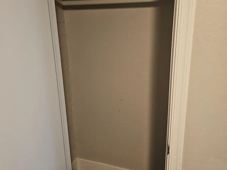 9625 N 10th Ave #5 — Photo 9
