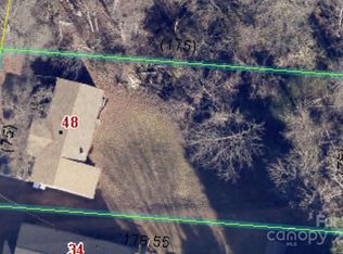 48 3rd St NE, Taylorsville, NC 28681