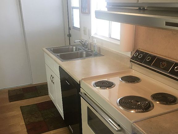 5th image of 305 S Val Vista Dr #429