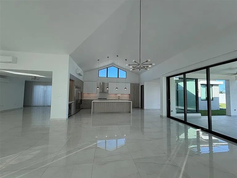 927 Sabanera Isla Norte — Photo 5