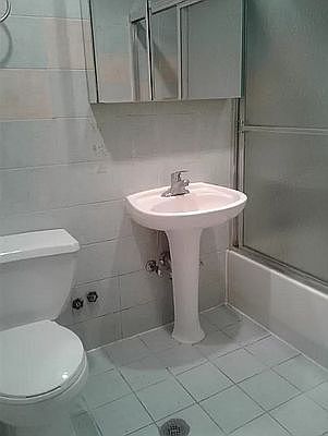 4th image of 340 Amsterdam Ave #305