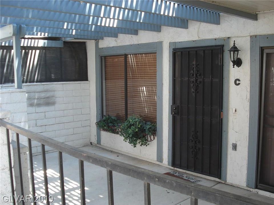 1st image of 905 Willow Tree Dr Unit C
