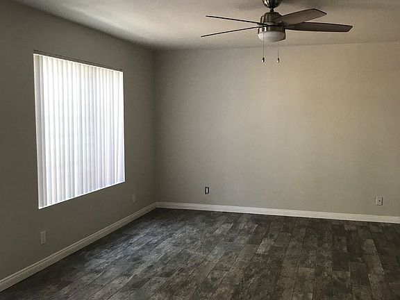 4th image of 2045 Thomas Ave APT C