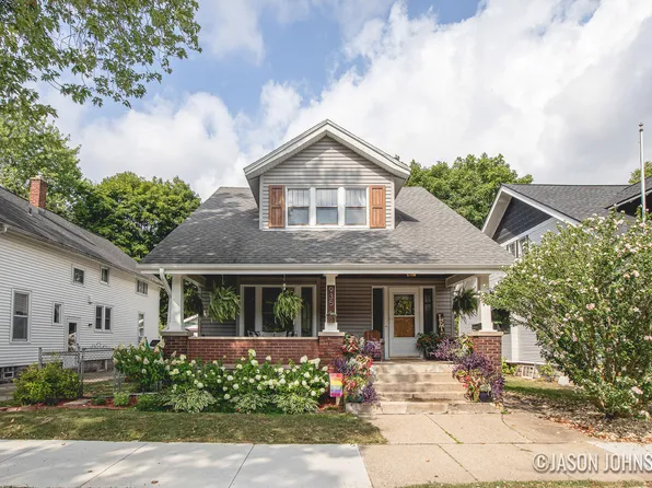 935 Pine Ave NW, Grand Rapids, MI 49504