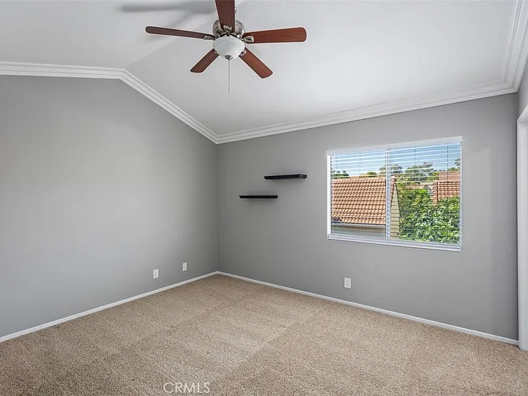 28045 Blandings — Photo 26