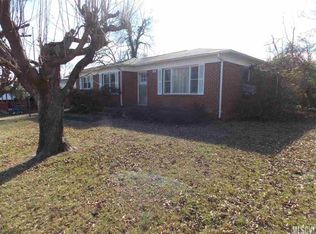 1408 Delwood Dr SW, Lenoir, NC 28645