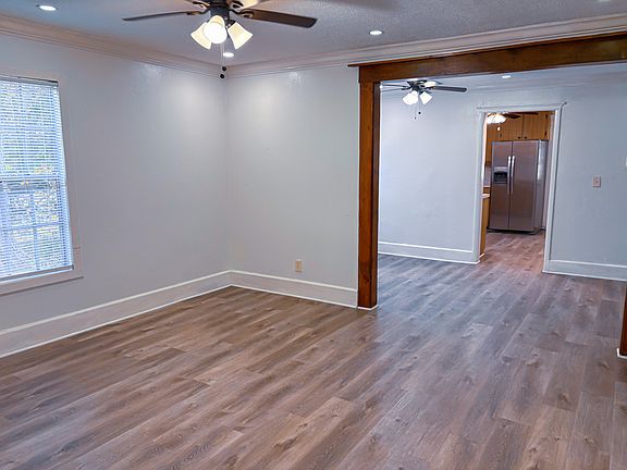 2nd image of 5306 Potomac Ave