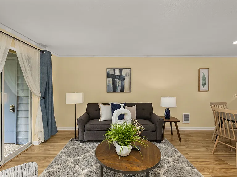 280 Newport Way NW #B-15 — Photo 7