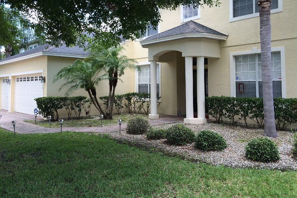 1st image of 13370 Paloma Dr