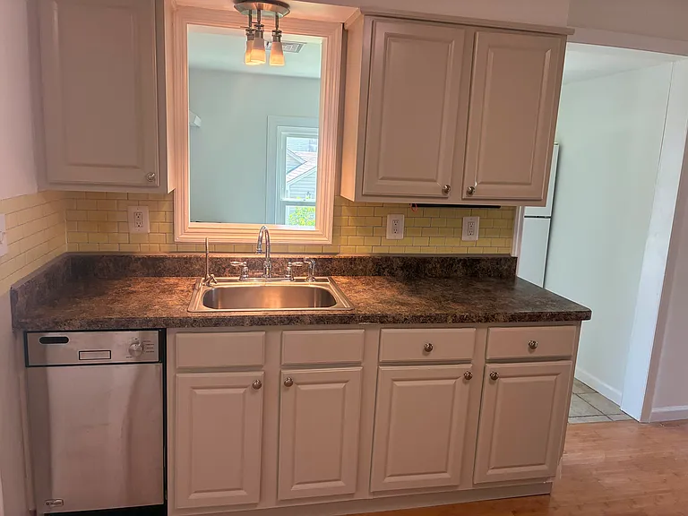 18 N Central Ave — Photo 18