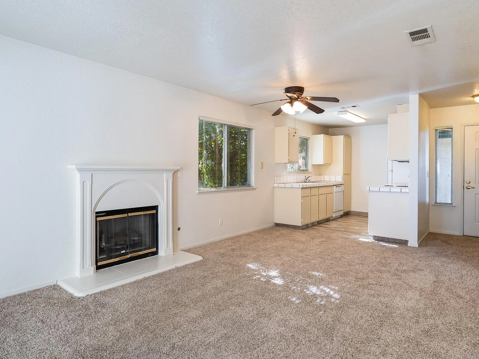 Spruce Pointe — Photo 4