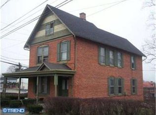 4 N Centre Ave, Leesport, PA 19533
