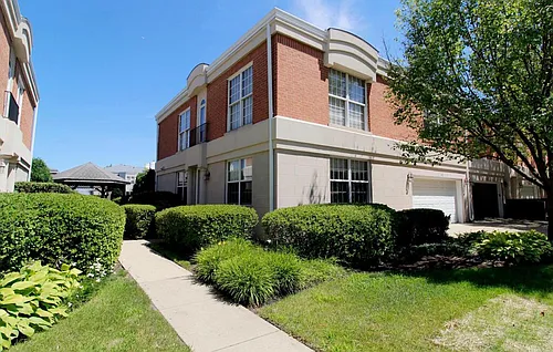 430 Town Place Cir Photo 1