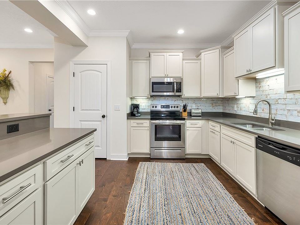 403 Mariners Cir, Saint Simons Island, GA 31522 Zillow