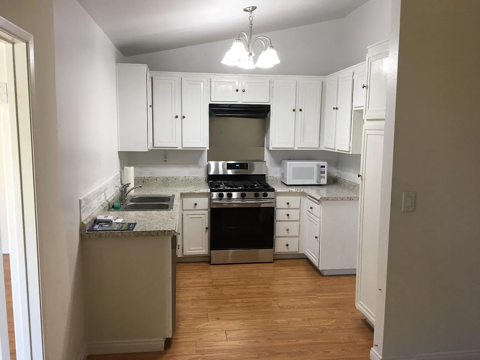 9320 Hanna Ave — Photo 2