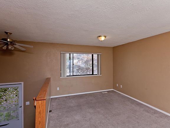 4th image of 620 W Indian Creek Dr