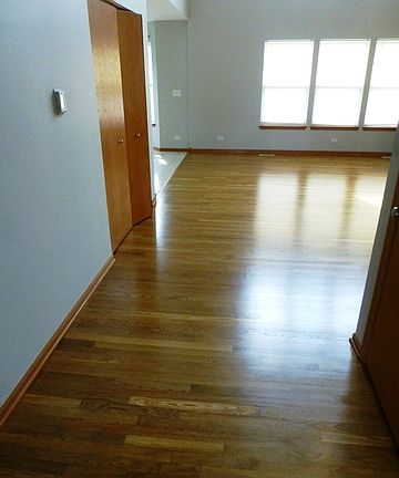 4th image of 1708 Centennial Dr