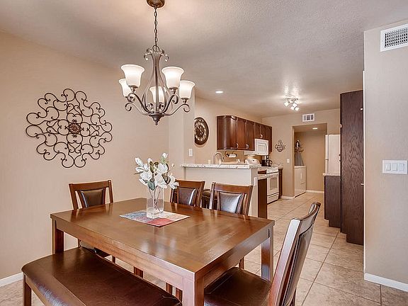 Dining Rm/5-light Chandelier