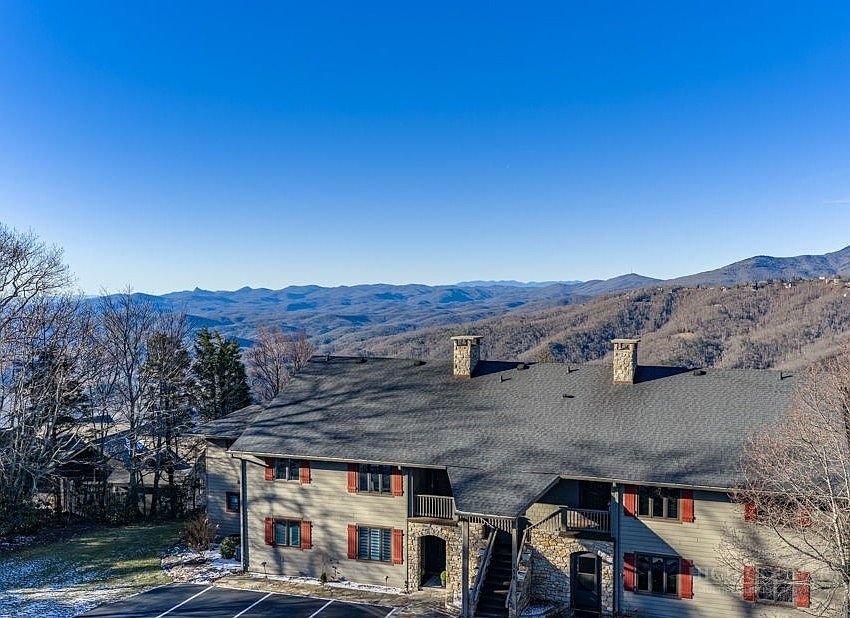 1st image of 158 Mayview Manor #A