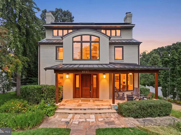 4527 32nd Rd N, Arlington, VA 22207