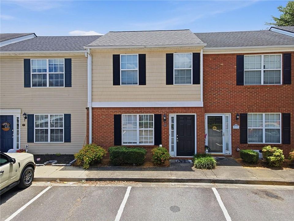 1st image of 18 Princeton Place Dr