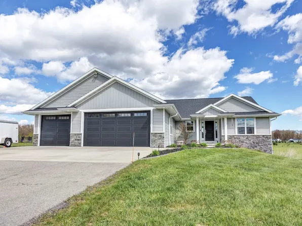 392 Song Bird Cir, Sobieski, WI 54171