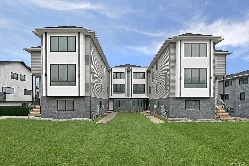 14 Hammond Street, Monsey, NY 10952 Zillow