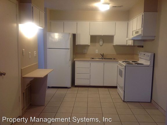 4th image of 844 S Park St APT 4