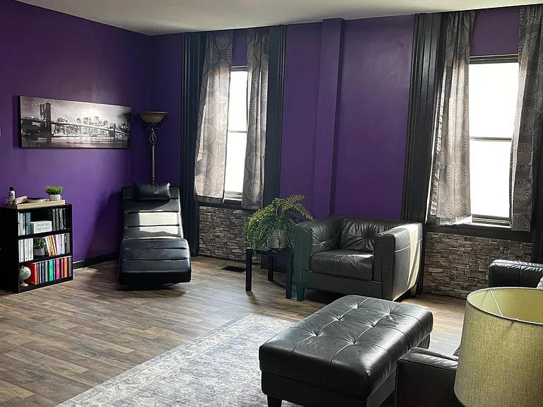 363 Groves Ct #W — Photo 1