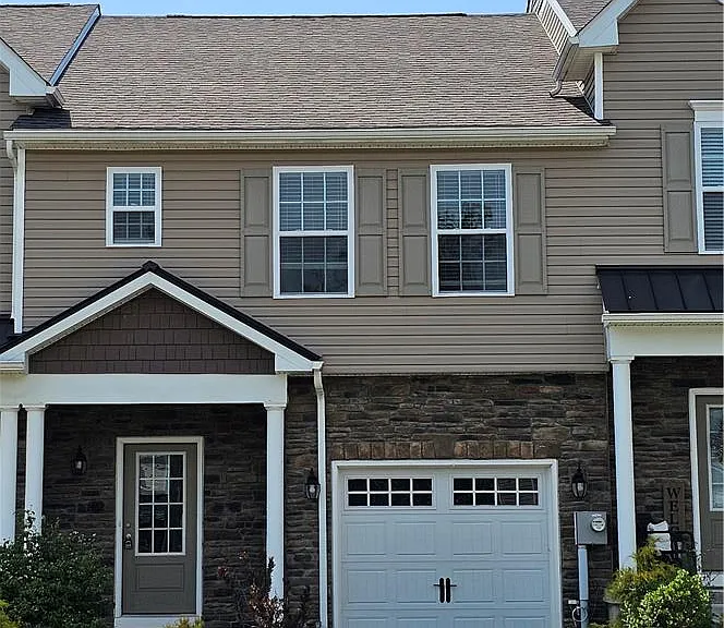1462 Black Forest Dr S — Photo 1