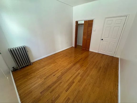 5th image of 183 Smith St Floor 3