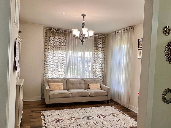 5th image of 130 Ginkgo Ln