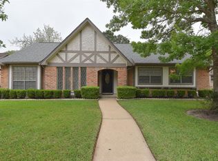 15850 Seven Springs Dr, Houston, TX 77084