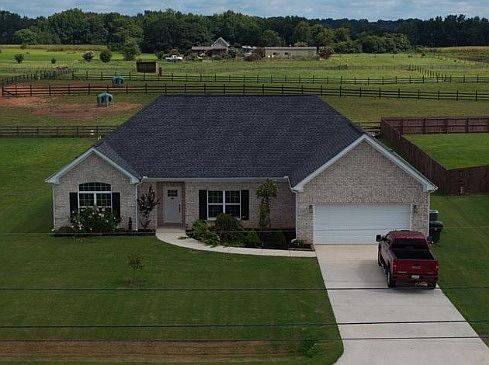 1st image of 337 Ed Baeder Rd